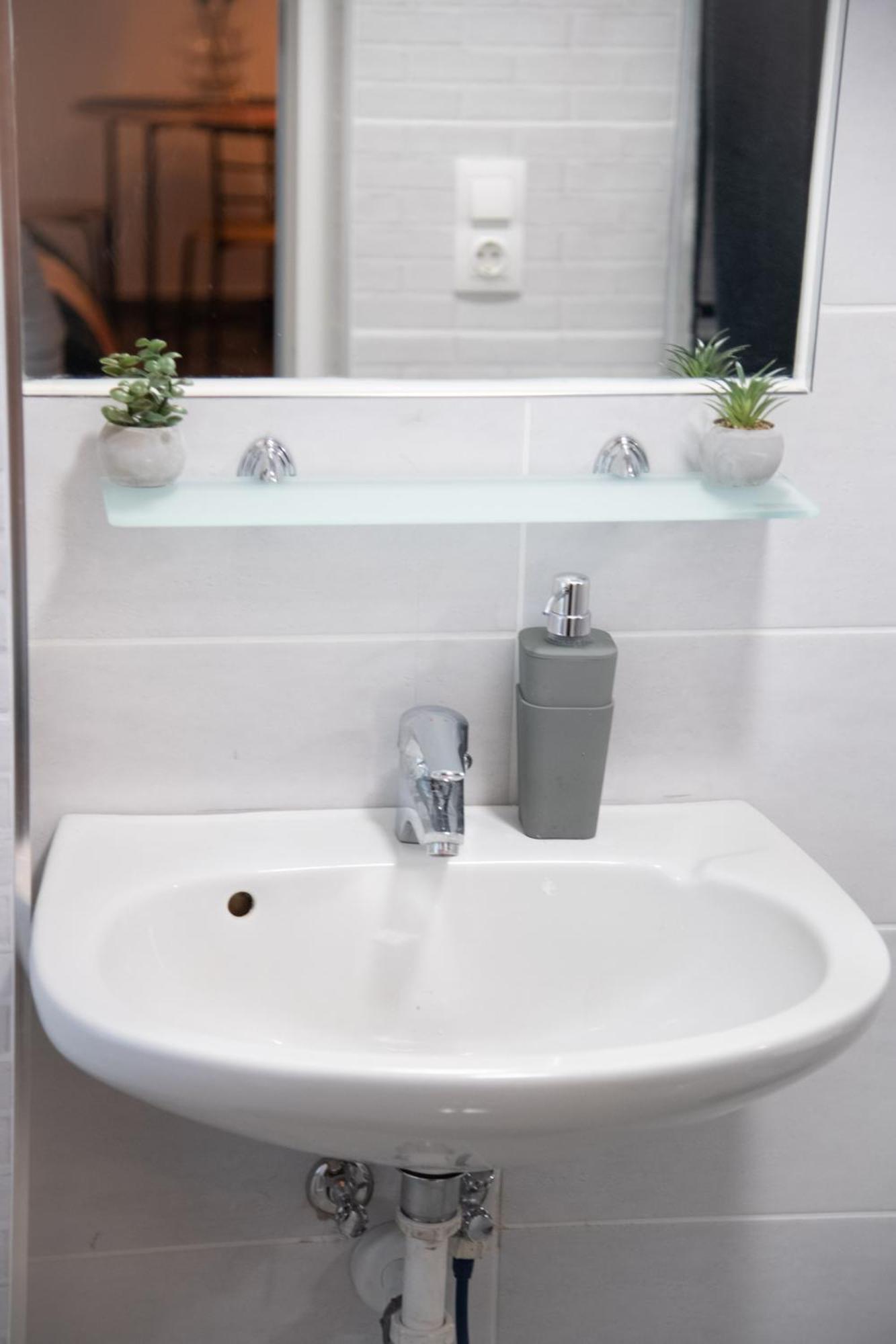 Flamingo Rezidencia Apartman Еґер Екстер'єр фото